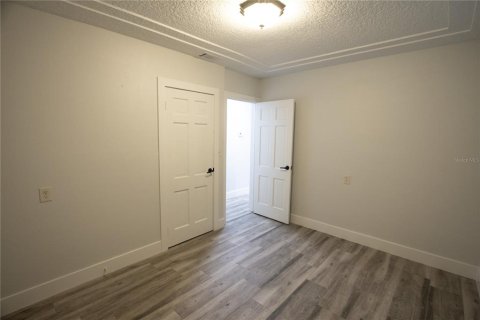 Villa ou maison à louer à Tampa, Floride: 2 chambres, 94.39 m2 № 1914832 - photo 22