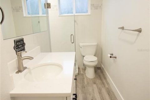 Villa ou maison à louer à Tampa, Floride: 2 chambres, 94.39 m2 № 1914832 - photo 18