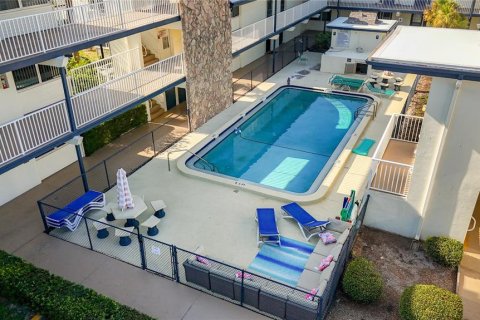 Condo in Saint Petersburg, Florida, 1 bedroom  № 1750950 - photo 25