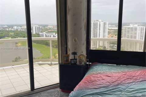 Condominio en venta en Aventura, Florida, 3 dormitorios, 212.75 m2 № 2424805 - foto 11