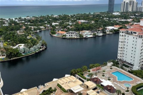 Condominio en venta en Aventura, Florida, 3 dormitorios, 212.75 m2 № 2424805 - foto 4