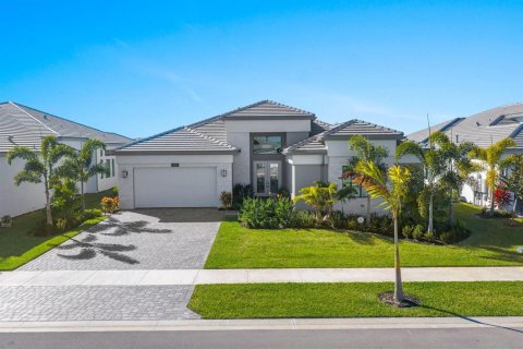 House in Boynton Beach, Florida 3 bedrooms, 348.29 sq.m. № 2189299 - photo 2
