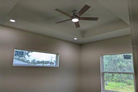 House in Port Charlotte, Florida 3 bedrooms, 192.12 sq.m. № 1796083 - photo 18