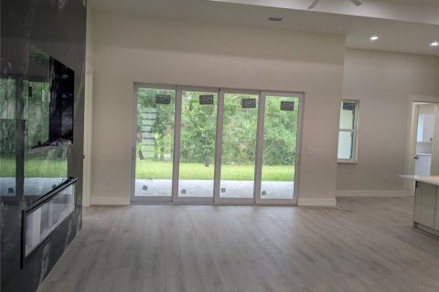 House in Port Charlotte, Florida 3 bedrooms, 192.12 sq.m. № 1796083 - photo 5
