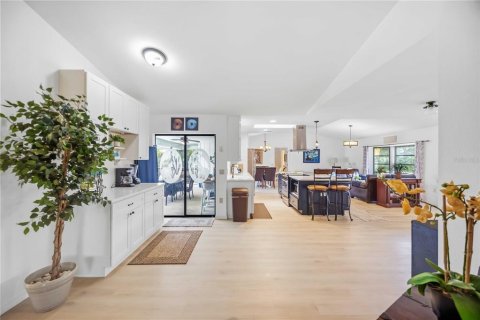 Casa en venta en Port Charlotte, Florida, 3 dormitorios, 169.83 m2 № 2386594 - foto 18
