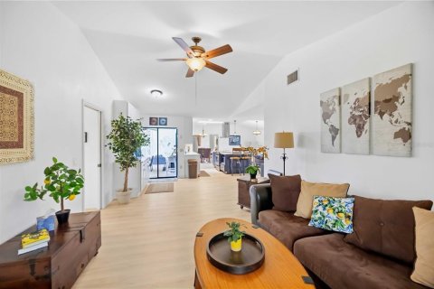 Casa en venta en Port Charlotte, Florida, 3 dormitorios, 169.83 m2 № 2386594 - foto 21
