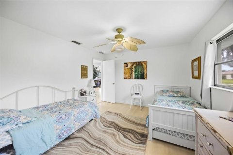 Casa en venta en Port Charlotte, Florida, 3 dormitorios, 169.83 m2 № 2386594 - foto 24