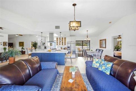 Casa en venta en Port Charlotte, Florida, 3 dormitorios, 169.83 m2 № 2386594 - foto 9