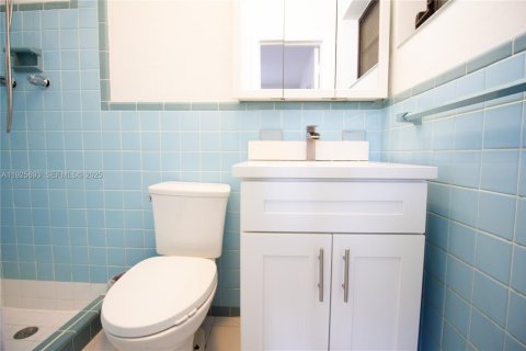 Casa en venta en Miami, Florida, 3 dormitorios, 161.19 m2 № 1984316 - foto 21