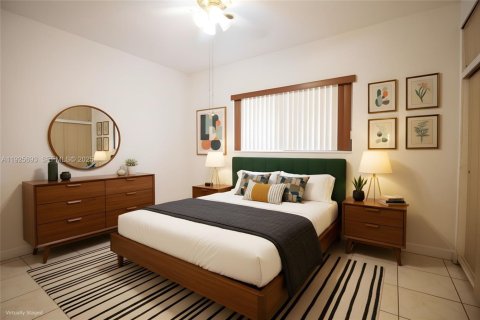 Casa en venta en Miami, Florida, 3 dormitorios, 161.19 m2 № 1984316 - foto 11