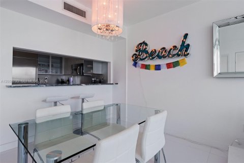 Copropriété à louer à Miami Beach, Floride: 1 chambre, 72.19 m2 № 2168765 - photo 7