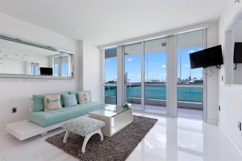 Condo à Miami Beach, Floride, 1 chambre  № 2168765