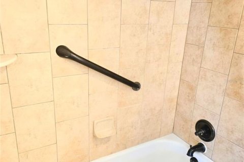Купить кондоминиум в Дейтона-Бич, Флорида 6 комнат, 111.48м2, № 1793354 - фото 25