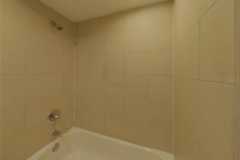 Villa ou maison à louer à Orlando, Floride: 3 chambres, 165.46 m2 № 1914553 - photo 13