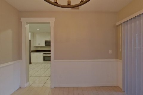 Villa ou maison à louer à Orlando, Floride: 3 chambres, 165.46 m2 № 1914553 - photo 5