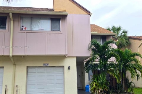 Touwnhouse à Plantation, Floride 4 chambres, 193.24 m2 № 2091215