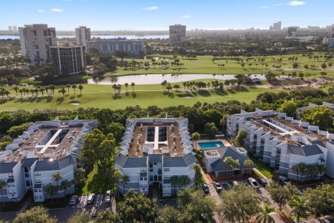Condo in West Palm Beach, Florida, 1 bedroom  № 1840760 - photo 22