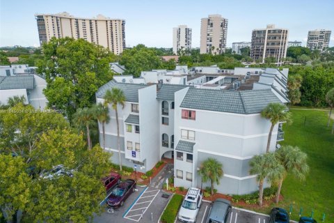 Condo in West Palm Beach, Florida, 1 bedroom  № 1840760 - photo 20