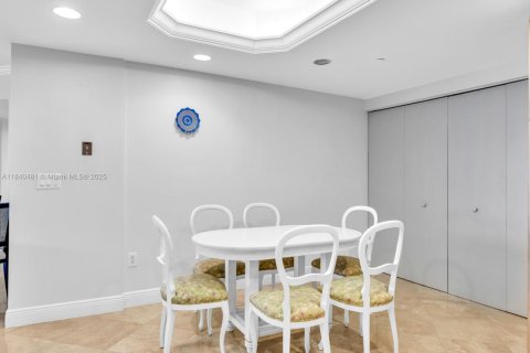 Copropriété à vendre à Bal Harbour, Floride: 3 chambres, 162.58 m2 № 1940772 - photo 22