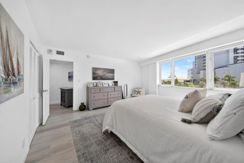 Condominio en venta en Fort Lauderdale, Florida, 1 dormitorio, 109.53 m2 № 2340460 - foto 17