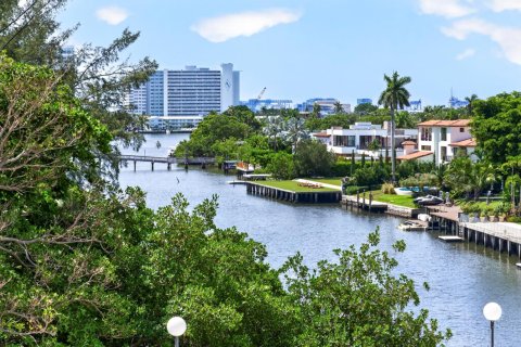 Condominio en venta en Fort Lauderdale, Florida, 1 dormitorio, 109.53 m2 № 2340460 - foto 15