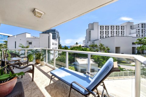 Condominio en venta en Fort Lauderdale, Florida, 1 dormitorio, 109.53 m2 № 2340460 - foto 11