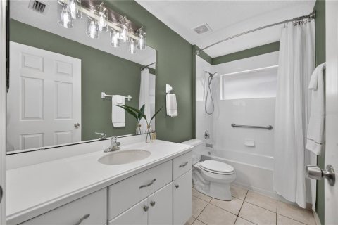 House in Leesburg, Florida 3 bedrooms, 148.74 sq.m. № 2215798 - photo 29