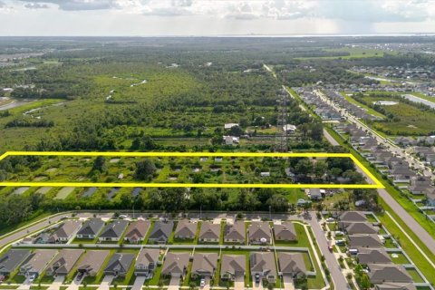House in Wimauma, Florida 4 bedrooms, 225.75 sq.m. № 1806949 - photo 3