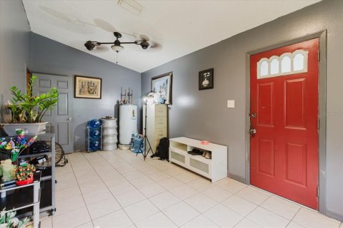 House in Wimauma, Florida 4 bedrooms, 225.75 sq.m. № 1806949 - photo 10