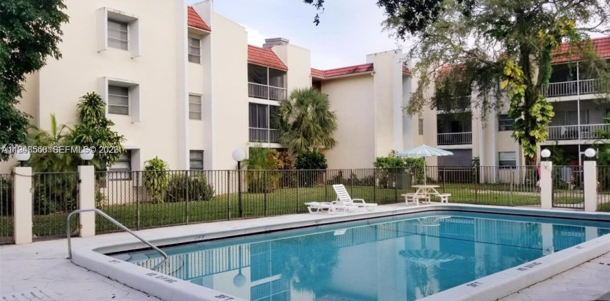 Condo in Boca Raton, Florida, 2 bedrooms  № 2003835