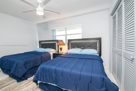 Condo in Hollywood, Florida, 2 bedrooms  № 1463306 - photo 22