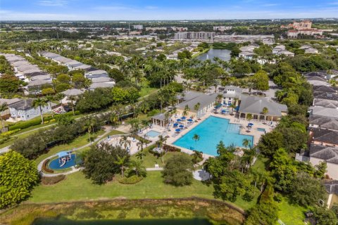 House in Homestead, Florida 4 bedrooms, 191.19 sq.m. № 2007489 - photo 23