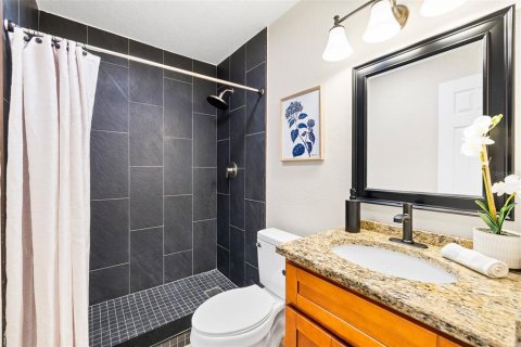 Townhouse in Pinellas Park, Florida 3 bedrooms, 139.35 sq.m. № 2220213 - photo 7