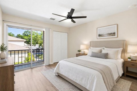 Townhouse in Pinellas Park, Florida 3 bedrooms, 139.35 sq.m. № 2220213 - photo 14
