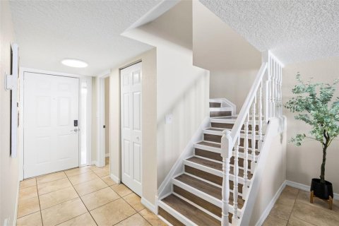 Townhouse in Pinellas Park, Florida 3 bedrooms, 139.35 sq.m. № 2220213 - photo 20