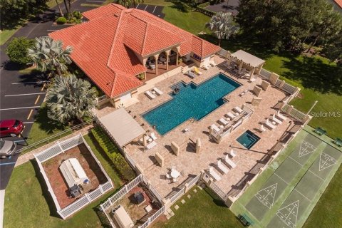 Condo in Winter Haven, Florida, 1 bedroom № 2385757 - photo 10