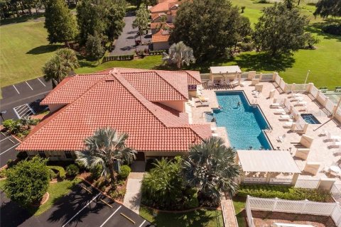 Condo in Winter Haven, Florida, 1 bedroom № 2385757 - photo 5