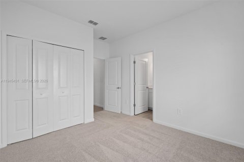 House in Ocala, Florida 4 bedrooms № 2052861 - photo 16