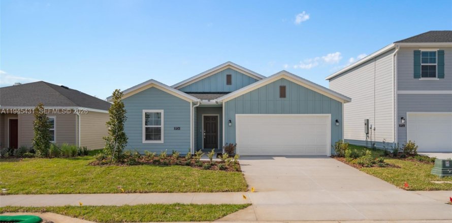 House in Ocala, Florida 4 bedrooms № 2052861