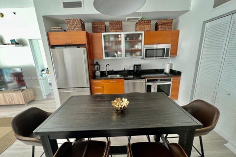 Condominio en alquiler en Miami, Florida, 1 dormitorio, 54.63 m2 № 2011771 - foto 8