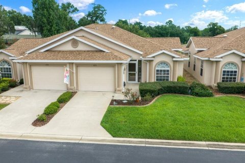 House in Ocala, Florida 2 bedrooms, 124.21 sq.m. № 2339594
