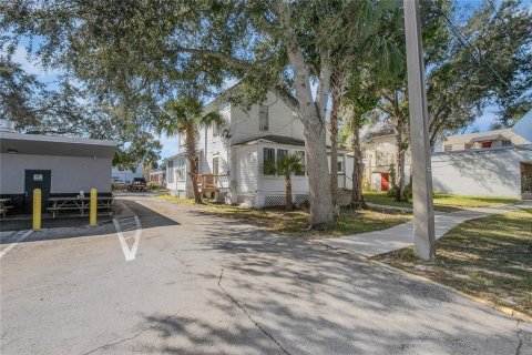 Immobilier commercial à vendre à DeLand, Floride: 958.94 m2 № 2147913 - photo 27