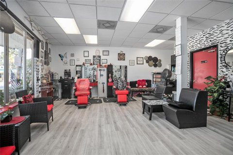 Immobilier commercial à vendre à DeLand, Floride: 958.94 m2 № 2147913 - photo 20