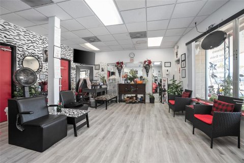 Immobilier commercial à vendre à DeLand, Floride: 958.94 m2 № 2147913 - photo 21