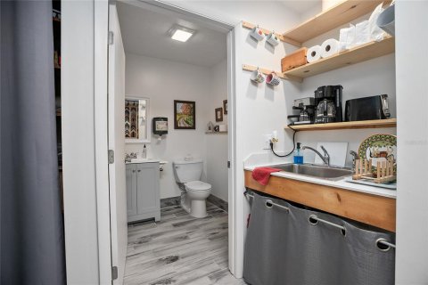 Immobilier commercial à vendre à DeLand, Floride: 958.94 m2 № 2147913 - photo 19