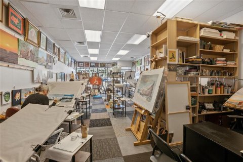Immobilier commercial à vendre à DeLand, Floride: 958.94 m2 № 2147913 - photo 15