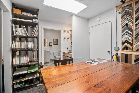 Immobilier commercial à vendre à DeLand, Floride: 958.94 m2 № 2147913 - photo 18