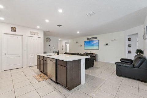 Villa ou maison à louer à Mascotte, Floride: 4 chambres, 174.1 m2 № 2167550 - photo 15
