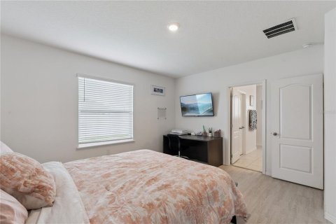 Villa ou maison à louer à Mascotte, Floride: 4 chambres, 174.1 m2 № 2167550 - photo 19