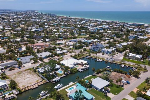 Villa ou maison à vendre à Holmes Beach, Floride: 4 chambres, 331.66 m2 № 1838923 - photo 5
